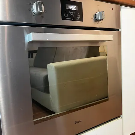 The Love's Nest In Wi-fi , Air Conditioning Daire