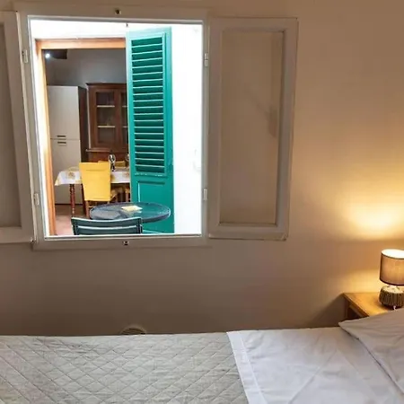 The Love's Nest In Wi-fi , Air Conditioning Apartment Florence